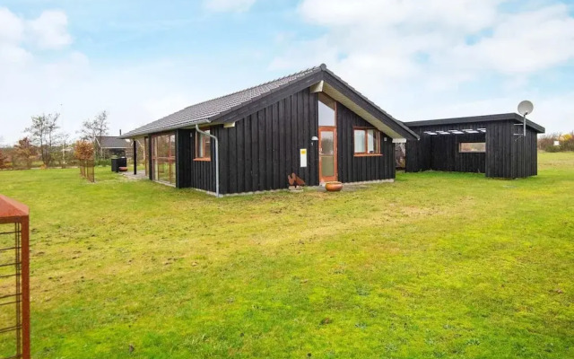 6 Person Holiday Home in Tarm-by Traum