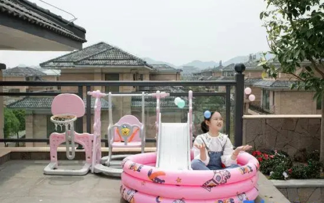 Tengchong Pujing Huaxi Wenquan Homestay