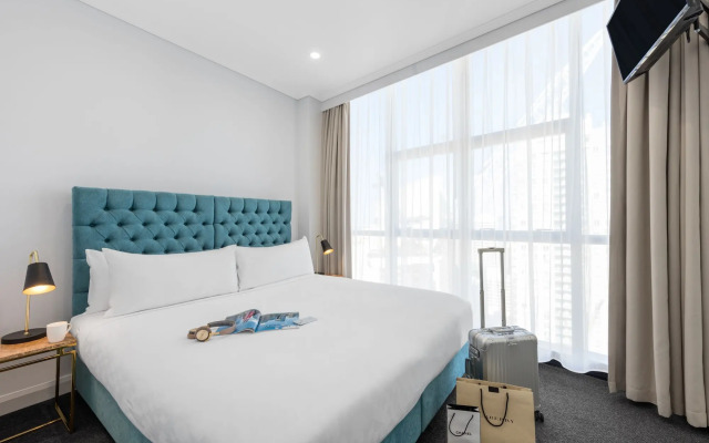 Meriton Suites Pitt Street, Sydney
