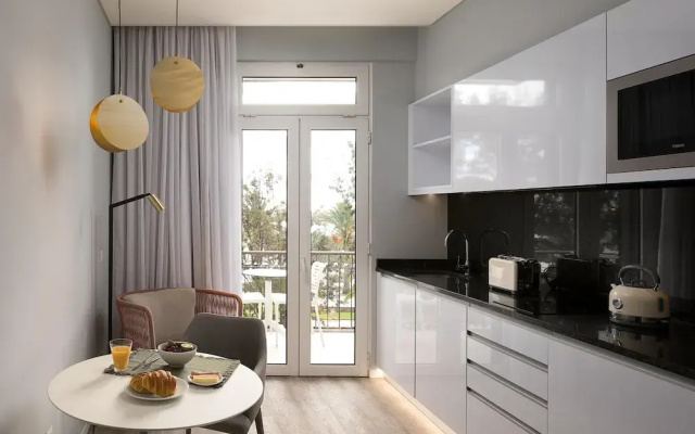King David Suites 201 by Homie