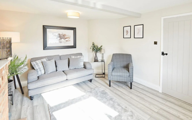 Host Stay 19 West End