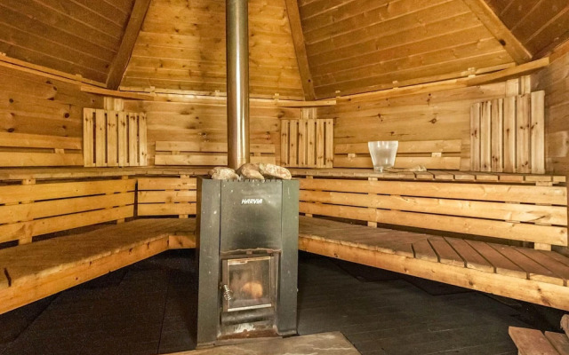 Eden Lodge