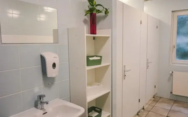 Alaïa Hostel