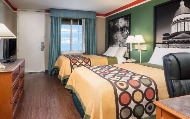 Super 8 by Wyndham Little Rock/Otter Creek