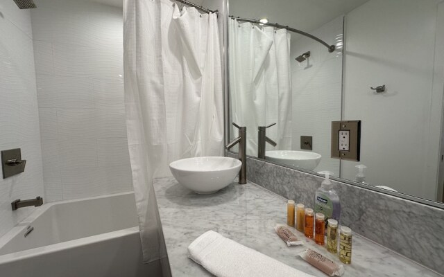 Oneluxstay At HWH LA Downtown