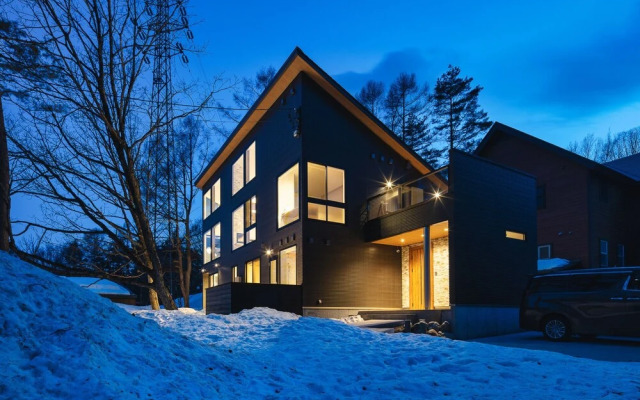 Silver Maple Chalet
