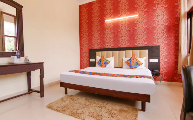 Fabhotel Town Pride