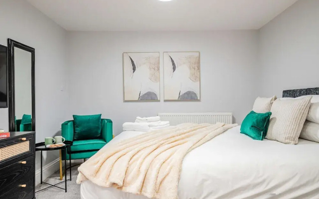 Host Stay Bridge Street Studio