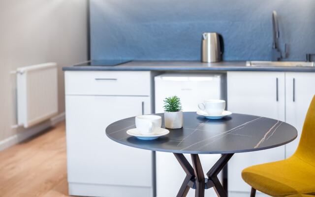 HB apartments University