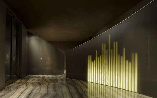 Armani  Milano