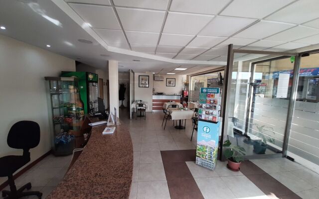 Nativo Hotel y Cafeteria