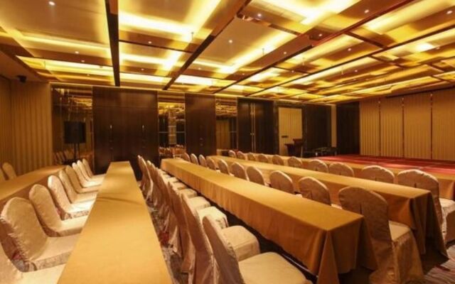 Tangshan Jitang New Century Hotel