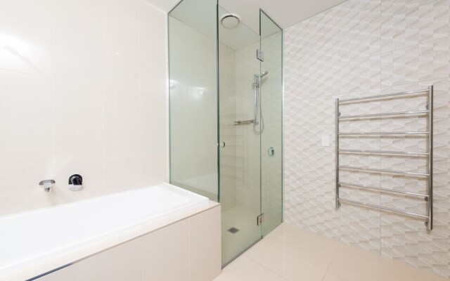 Roomerang at Prima Pearl 58