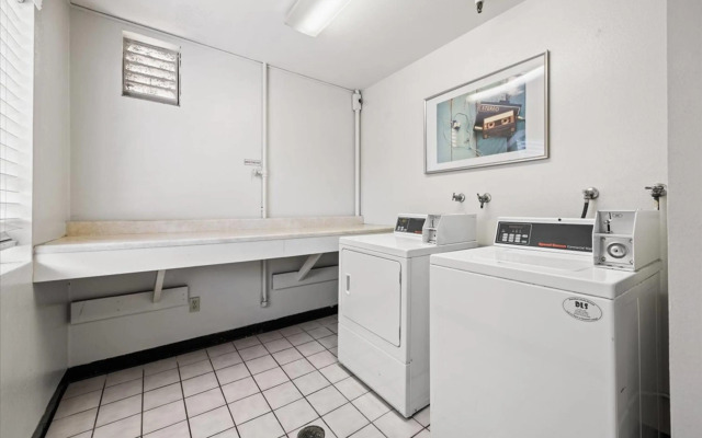 Days Inn by Wyndham Woodland