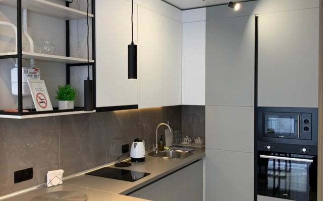 MAKSIM Modern Apartment