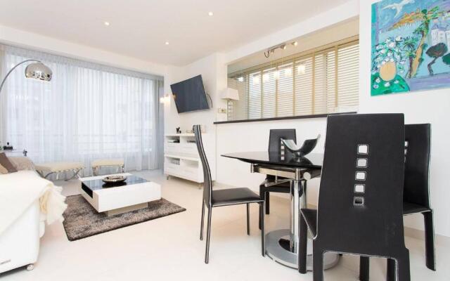 Grand Hotel: New 2 Beds/ 2 Baths