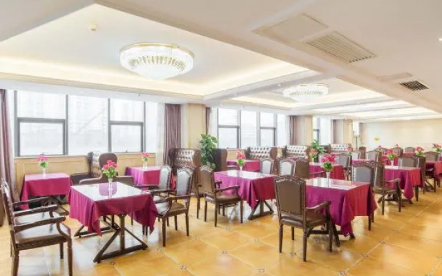 Vienna Hotel (Changsha County Wanjiali North Road Tuqiao Metro Station)