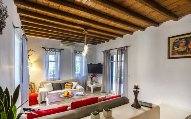 Ornos Suites