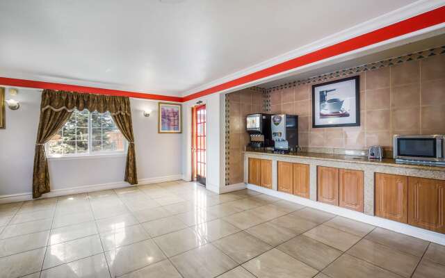 Americas Best Value Inn Denver