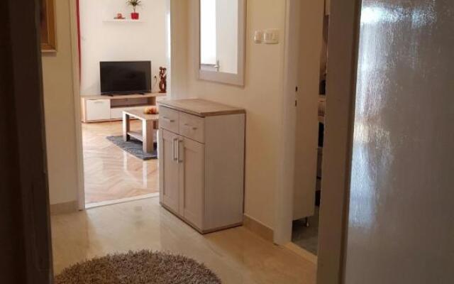 Apartment Vice mali