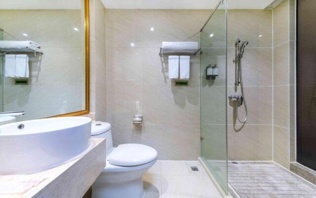 Vienna Hotel Shenzhen Bantian Huawei Tian'an Yungu