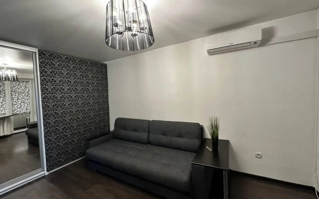 Апартаменты для Вас на улице Чкалова, 35