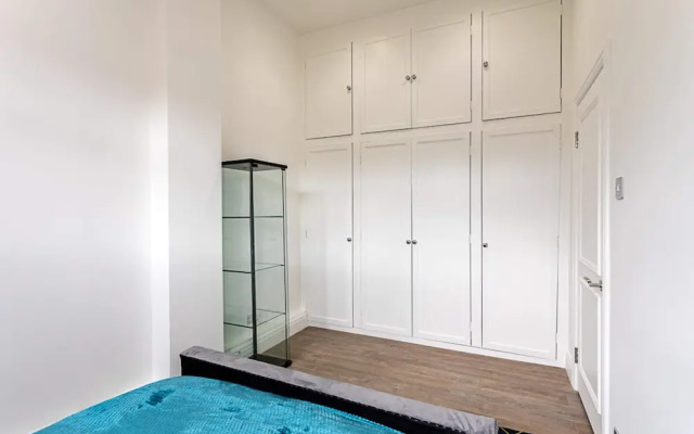 Charming Chelsea Flat