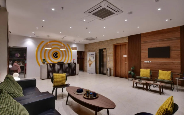 Click Hotel Vista-International Airport