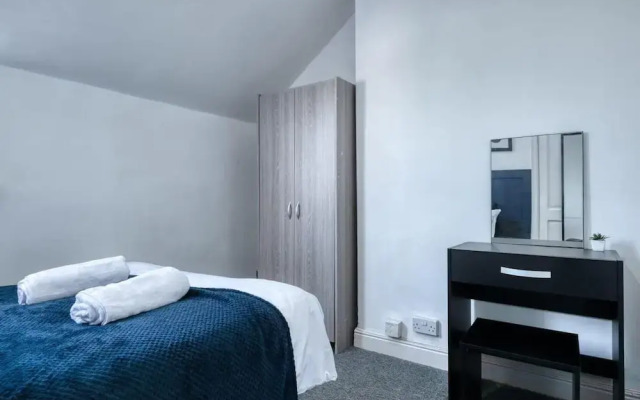 Manchester Gem - Spacious 3 Bedroom House
