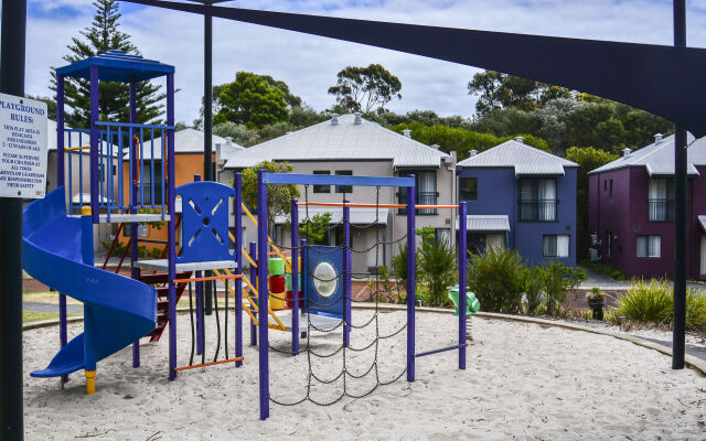 Leeuwin Apartments