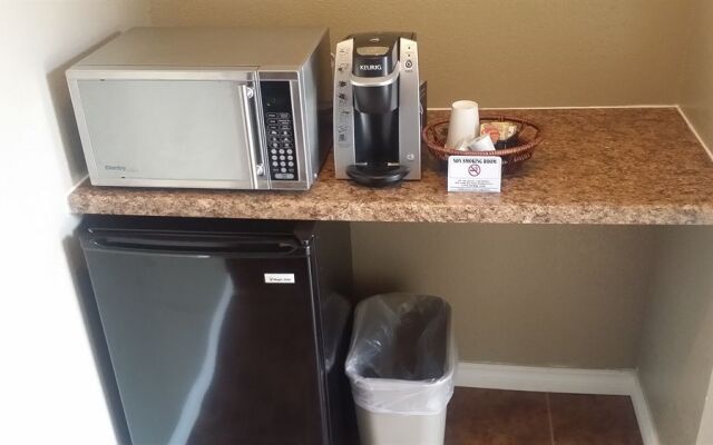 Magnuson Hotel Creston