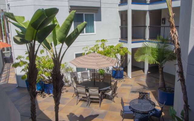 Days Inn by Wyndham Carlsbad