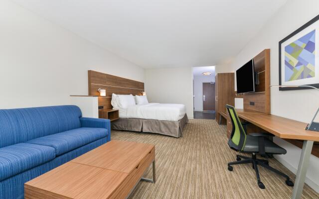Holiday Inn Express & Suites Ogallala, an IHG Hotel