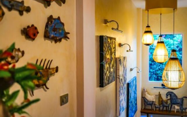Private Luxury 4BR Pool Villa (Siri craft House) Nimman