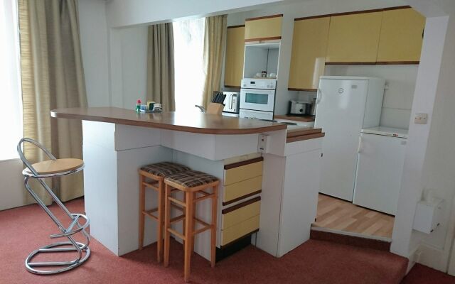Sarum Hotel