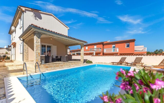 Stunning Home in Betiga With Wifi and 3 Bedrooms