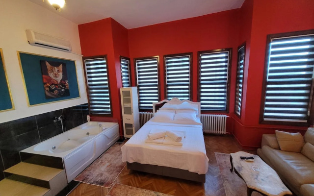 Sari Kosk Butik Otel