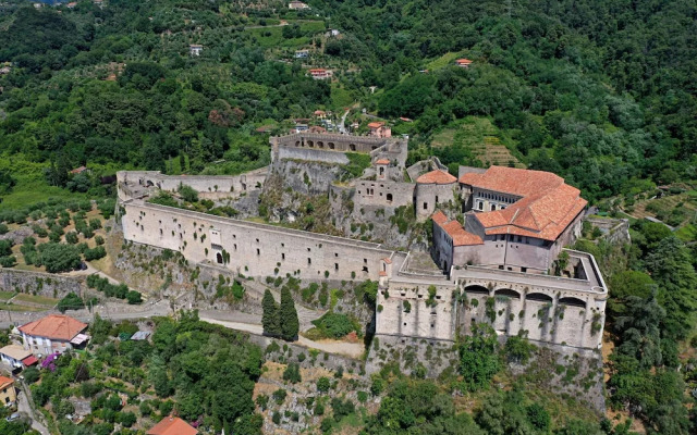 Mare 7 250m From Sea