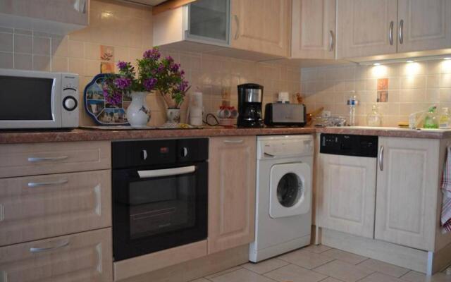 Appartement Saint-Cyprien, 2 pièces, 4 personnes - FR-1-225D-573