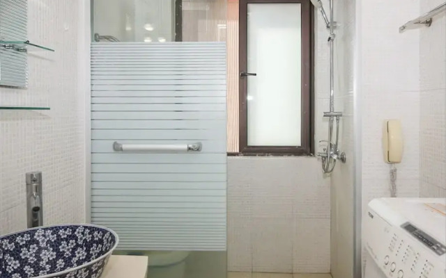 Ellies Apartment Biyun Branch