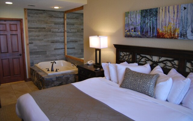 White Pines 2-BD at Westgate - Evergreen