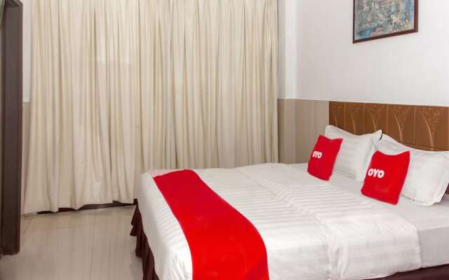 OYO 89851 Leila Hotel