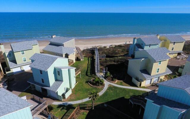 Tita'S Sandcastle Lc17 Home