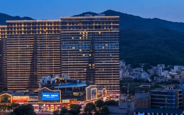 Sanhaiju (Shantou Nantou Island North Return Line Square Store) – Outside – Shantou