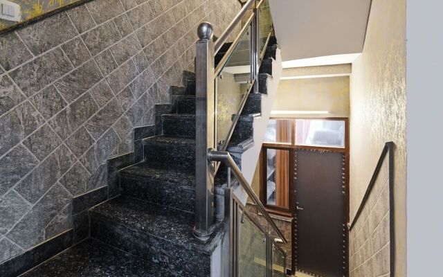 Silverkey Executive Stays 24038 B 56 Sector 22