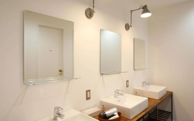 The Lower East Nine Hostel