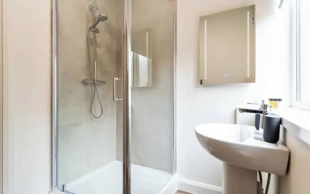Harmony 4 - Cosy Studio Apt Near DMU & City Center