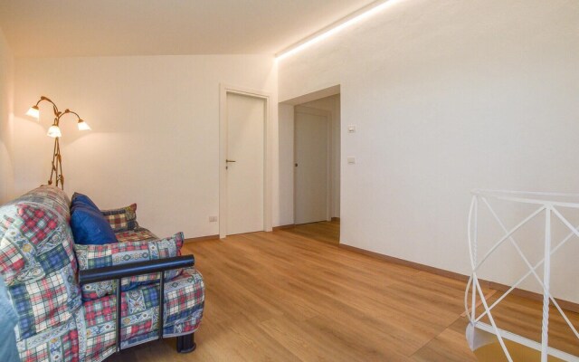 Nice Home in Arcidosso With Wifi and 5 Bedrooms