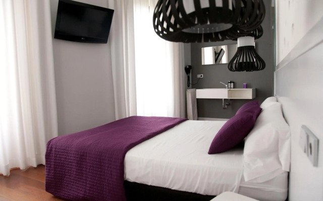 Khu Hotel