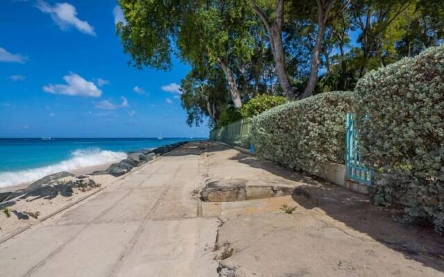 Villa Thespina on the Beach